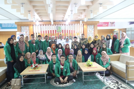 Mahasiswa Universitas Islam Negeri Sumatera Utara Berkunjung ke UPT Perpustakaan Universitas Andalas