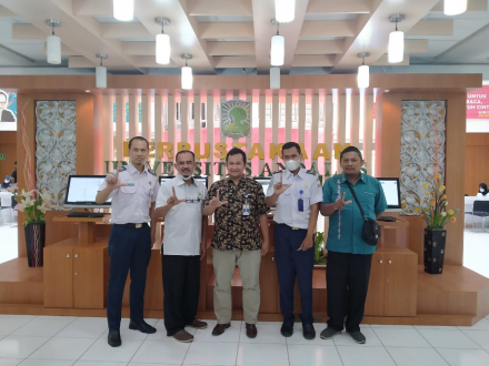 Politeknik Pelayaran Sumatera Barat Studi Banding ke Perpustakaan Universitas Andalas